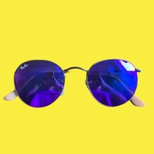 Purple raybans with Case